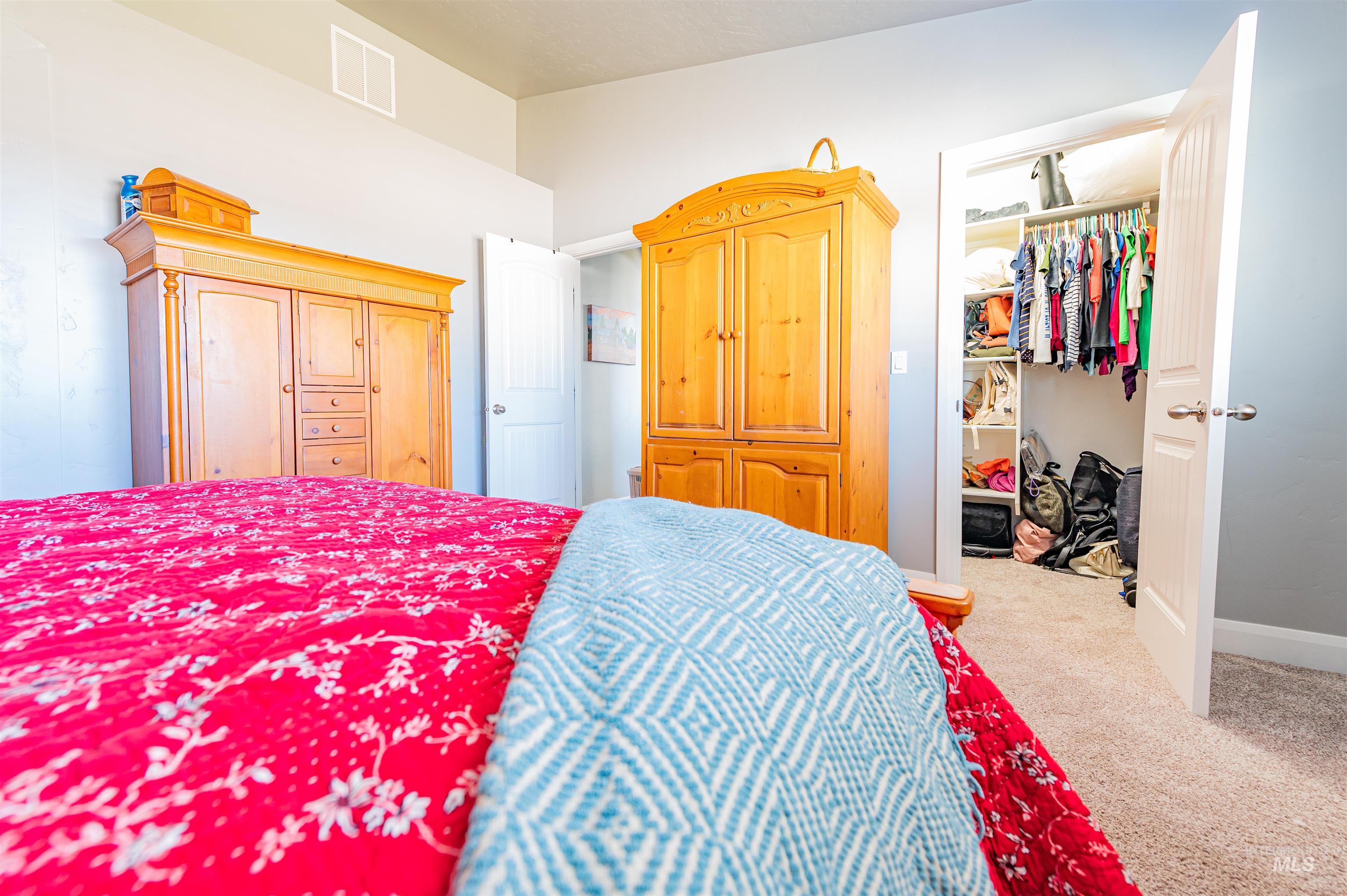 9329 S Updale Ave Property Photo 10