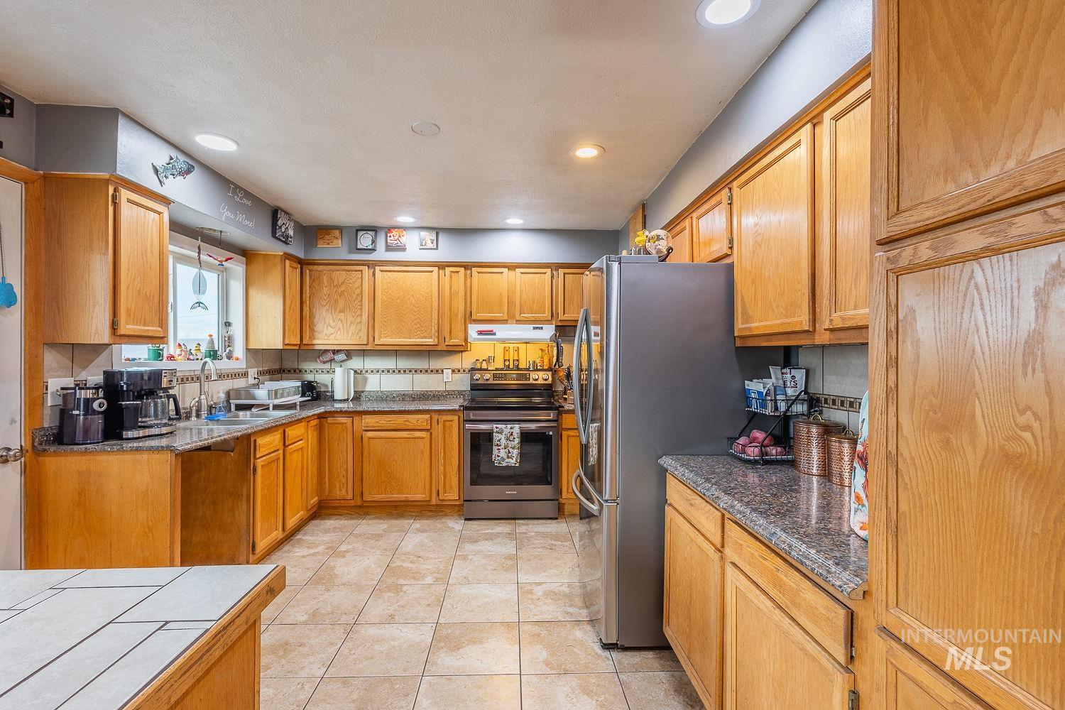204 N Kuhl Property Photo 13