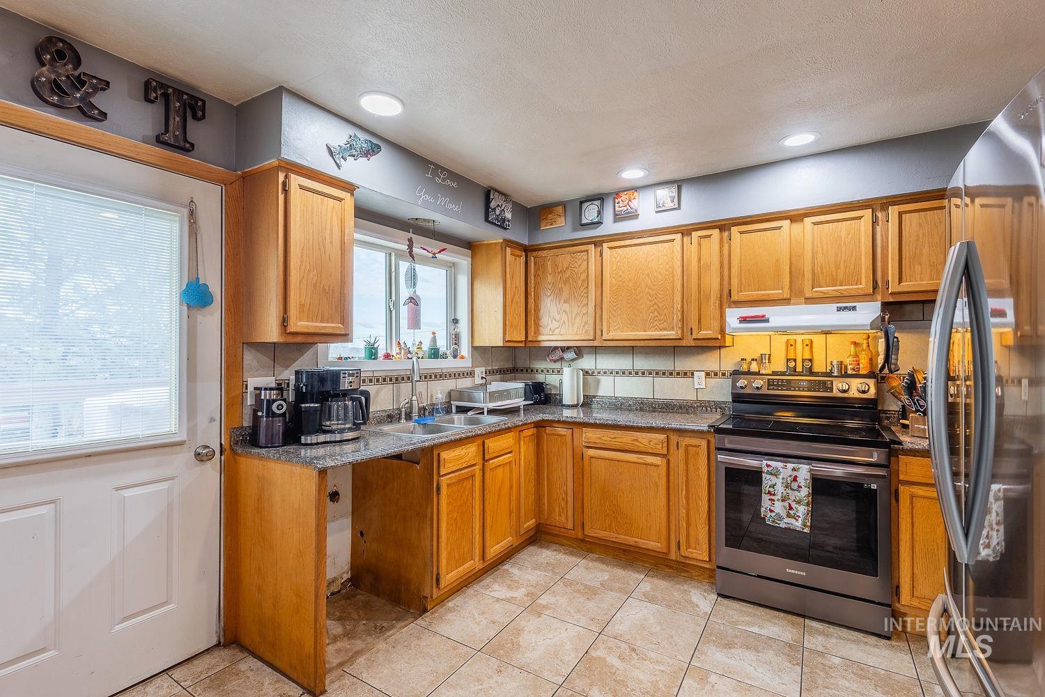 204 N Kuhl Property Photo 14