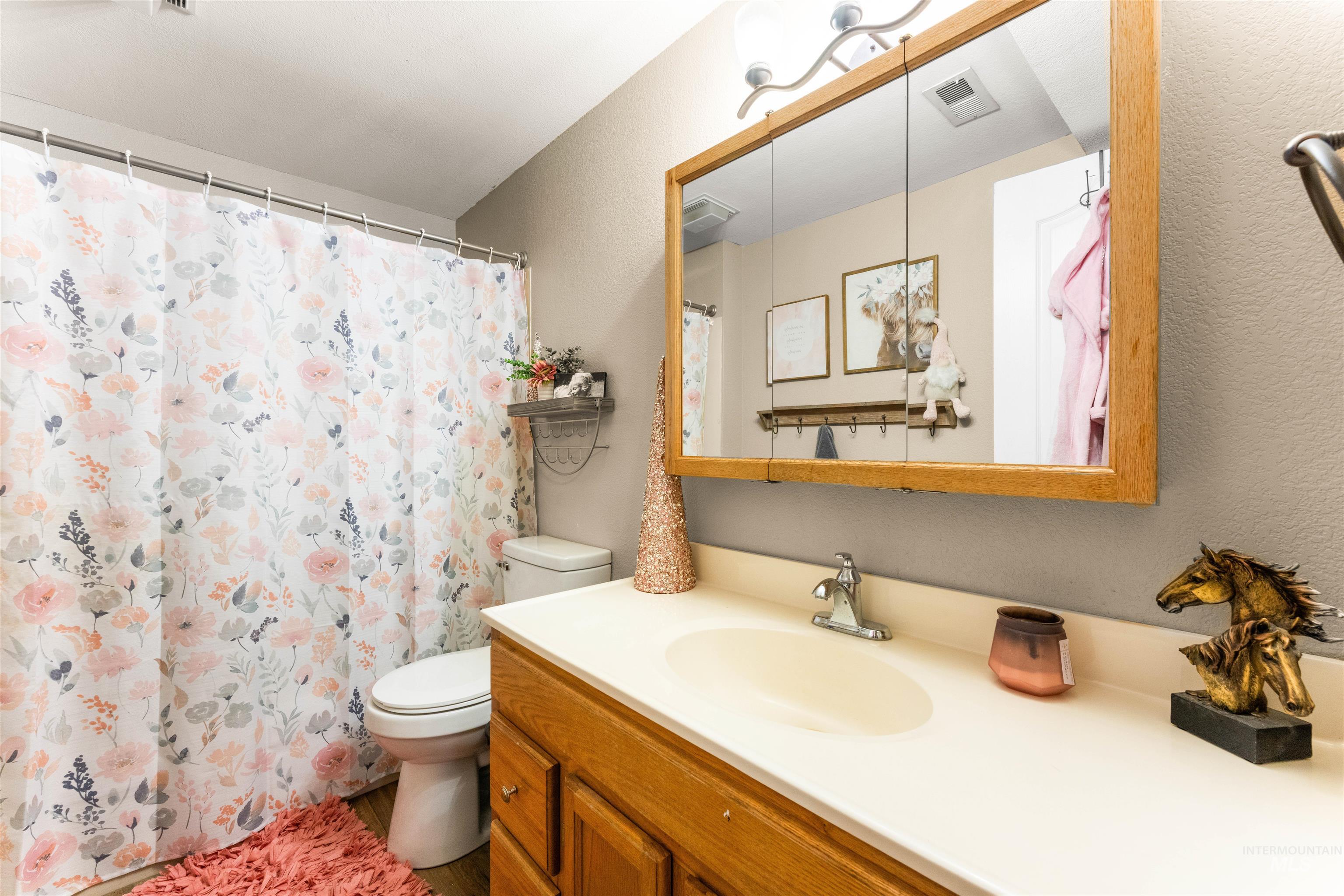 9696 Gloria Rd Property Photo 18