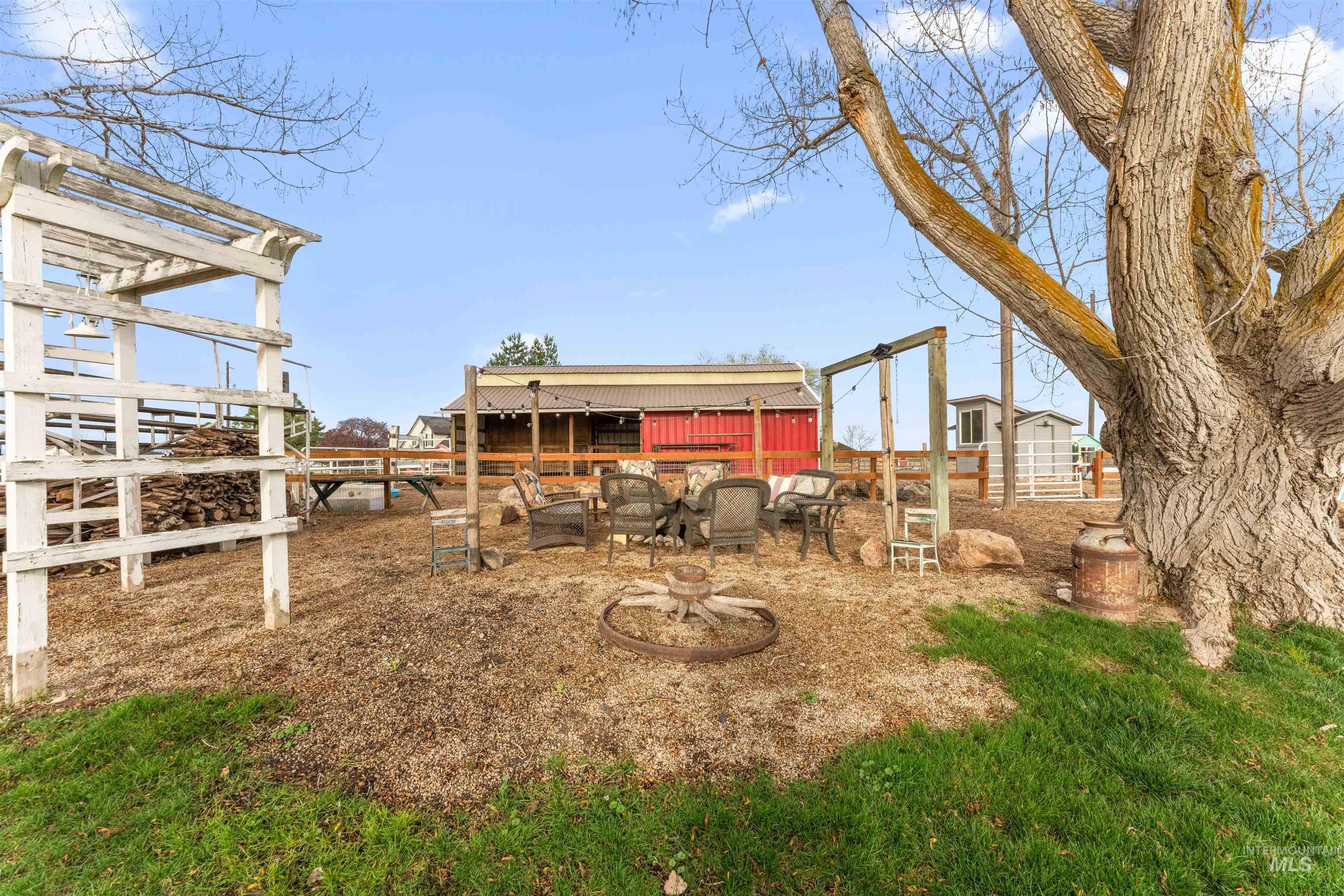 9696 Gloria Rd Property Photo 38
