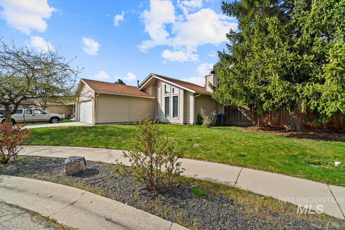 6862 W Parapet Property Photo 4
