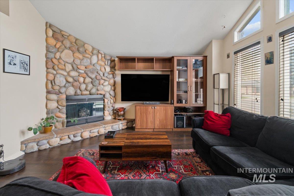 6862 W Parapet Property Photo 5