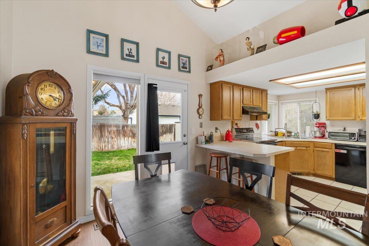 6862 W Parapet Property Photo 10