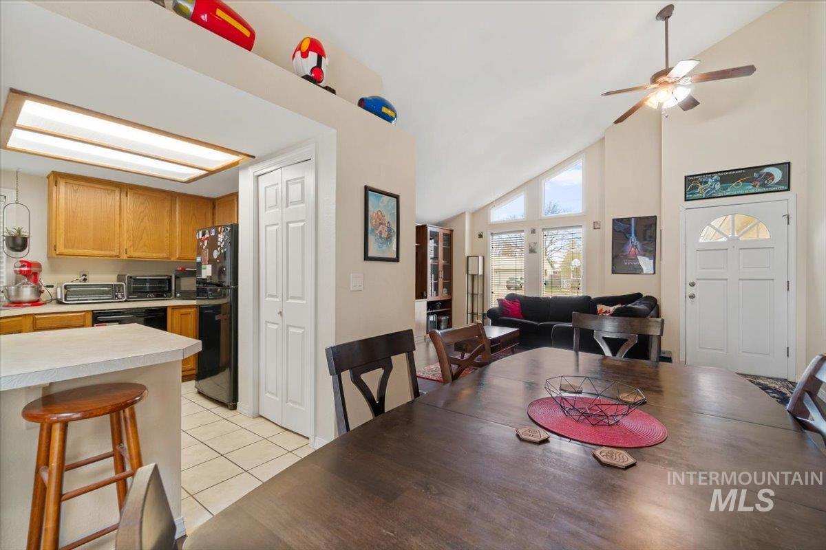 6862 W Parapet Property Photo 11