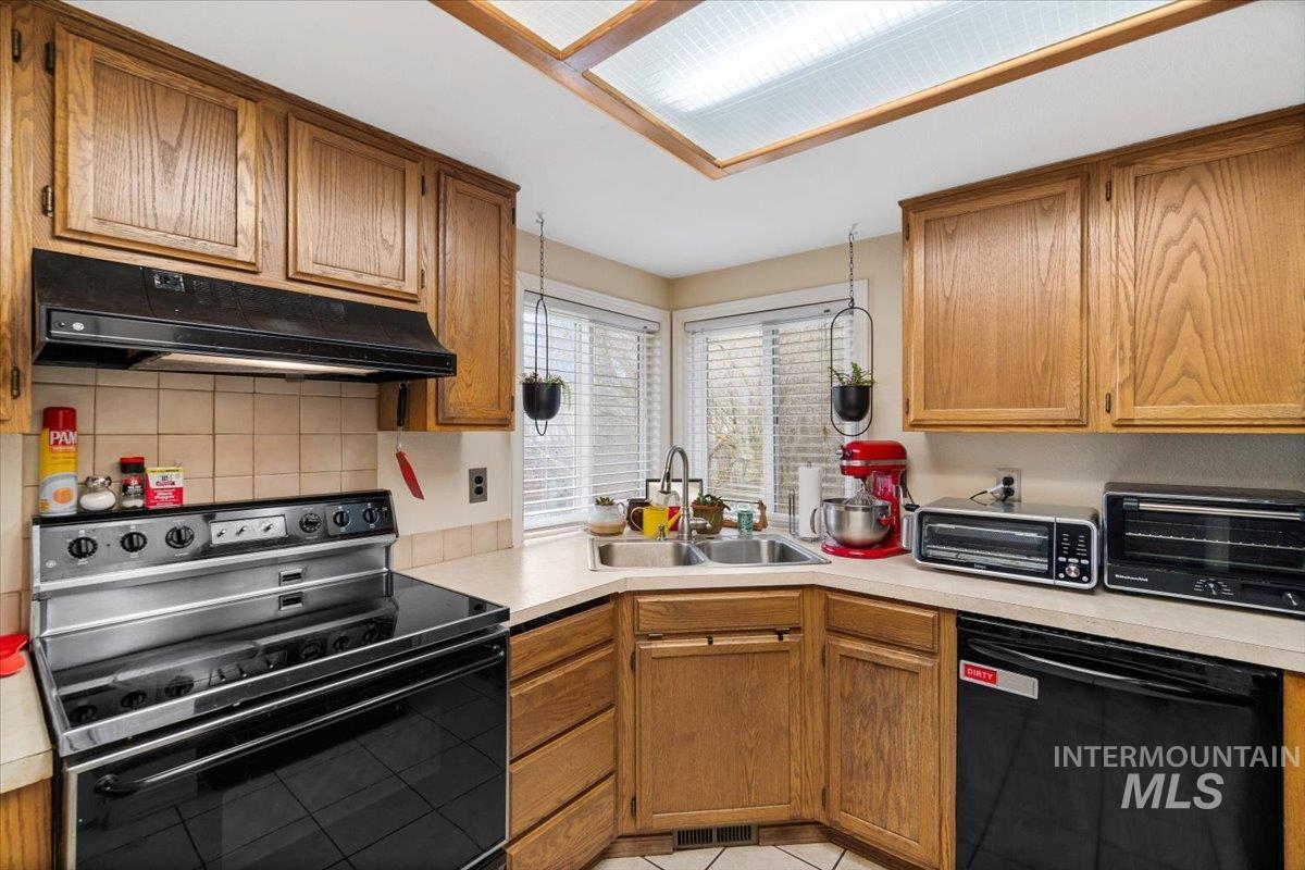 6862 W Parapet Property Photo 14