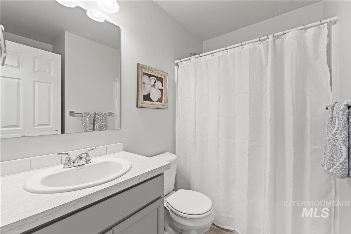 8643 S Foraker Wy Property Photo 20