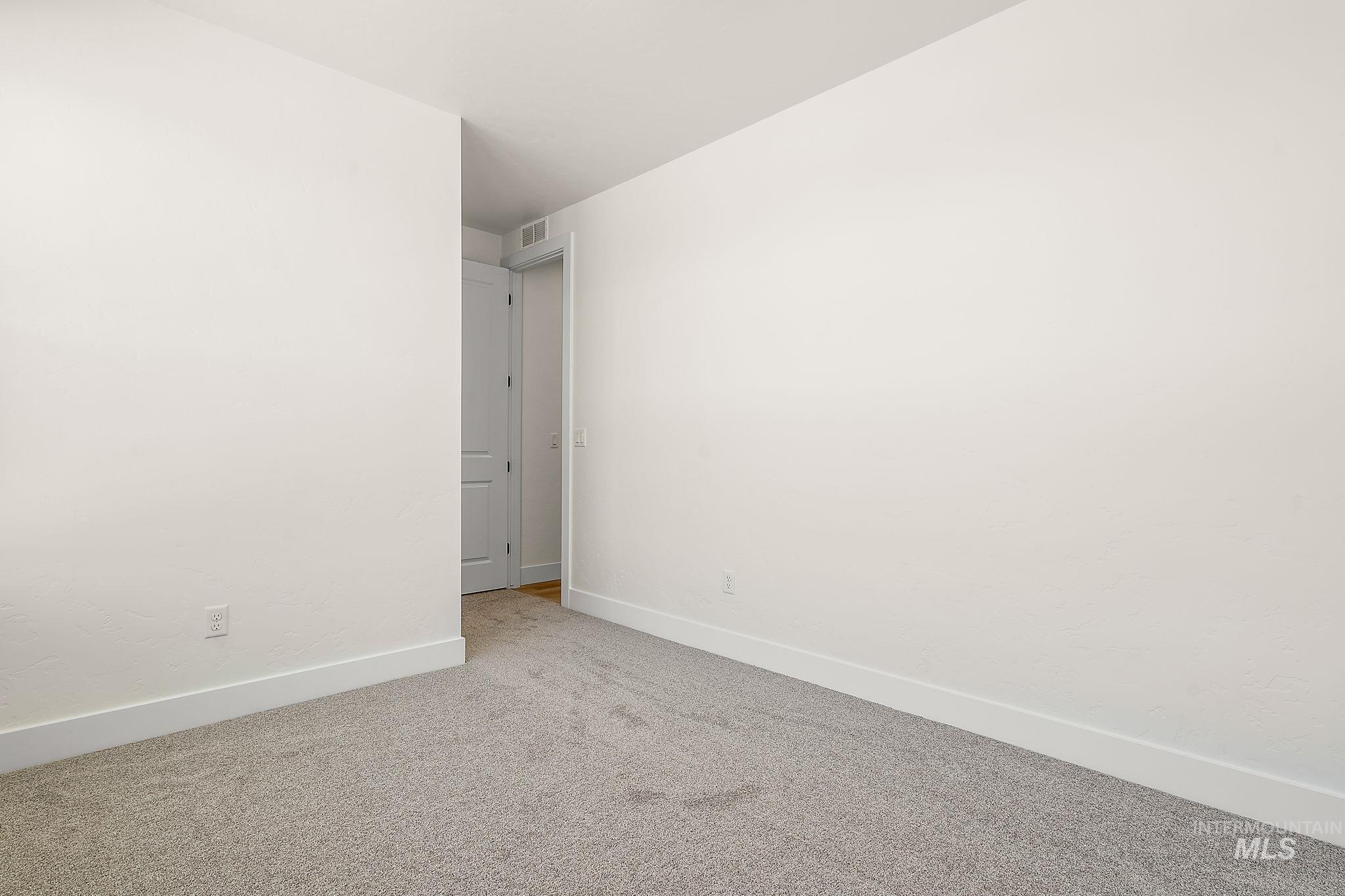 5801 W Escalante Property Photo 4