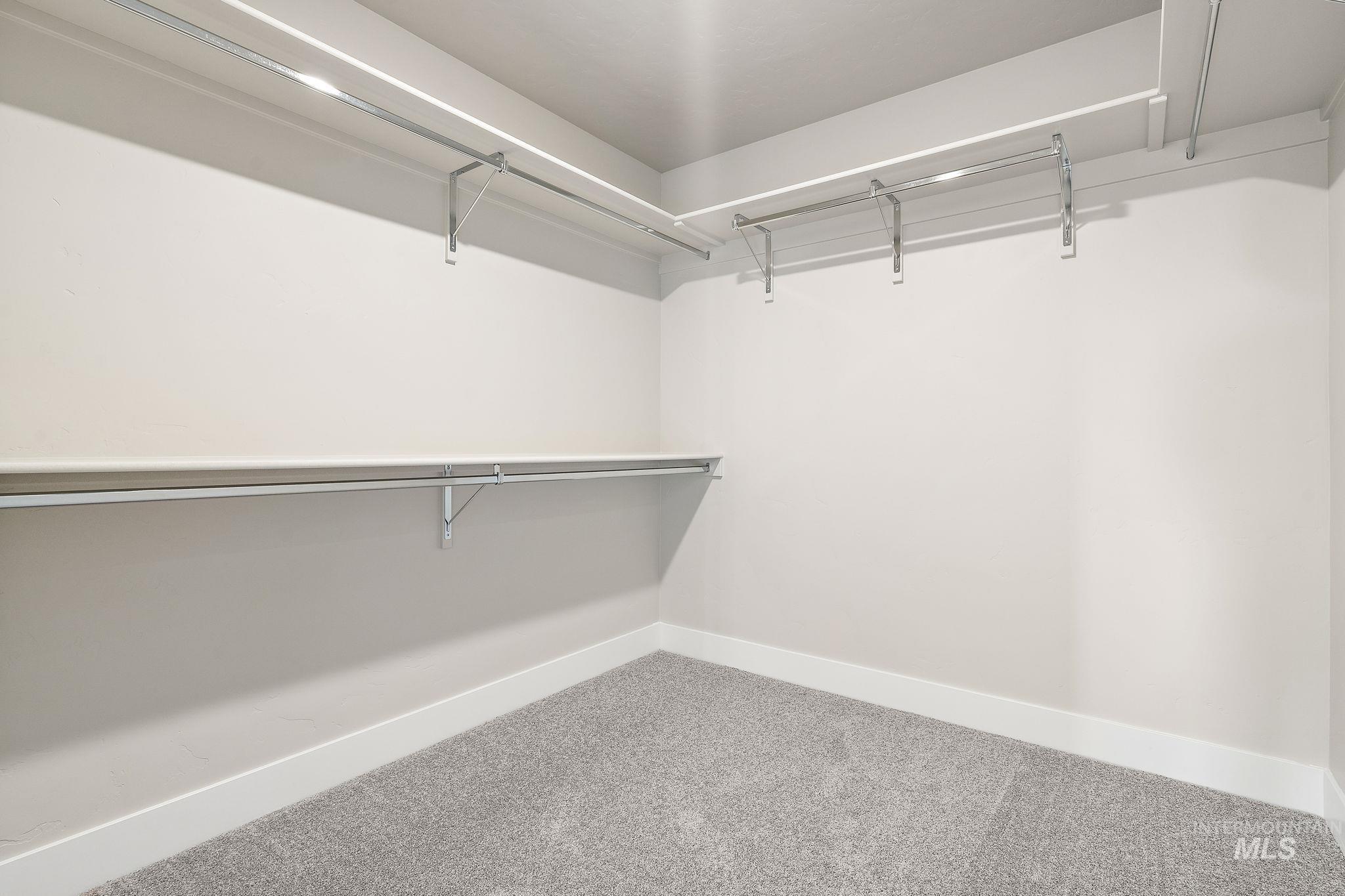1281 Stirling Meadows St Property Photo 22