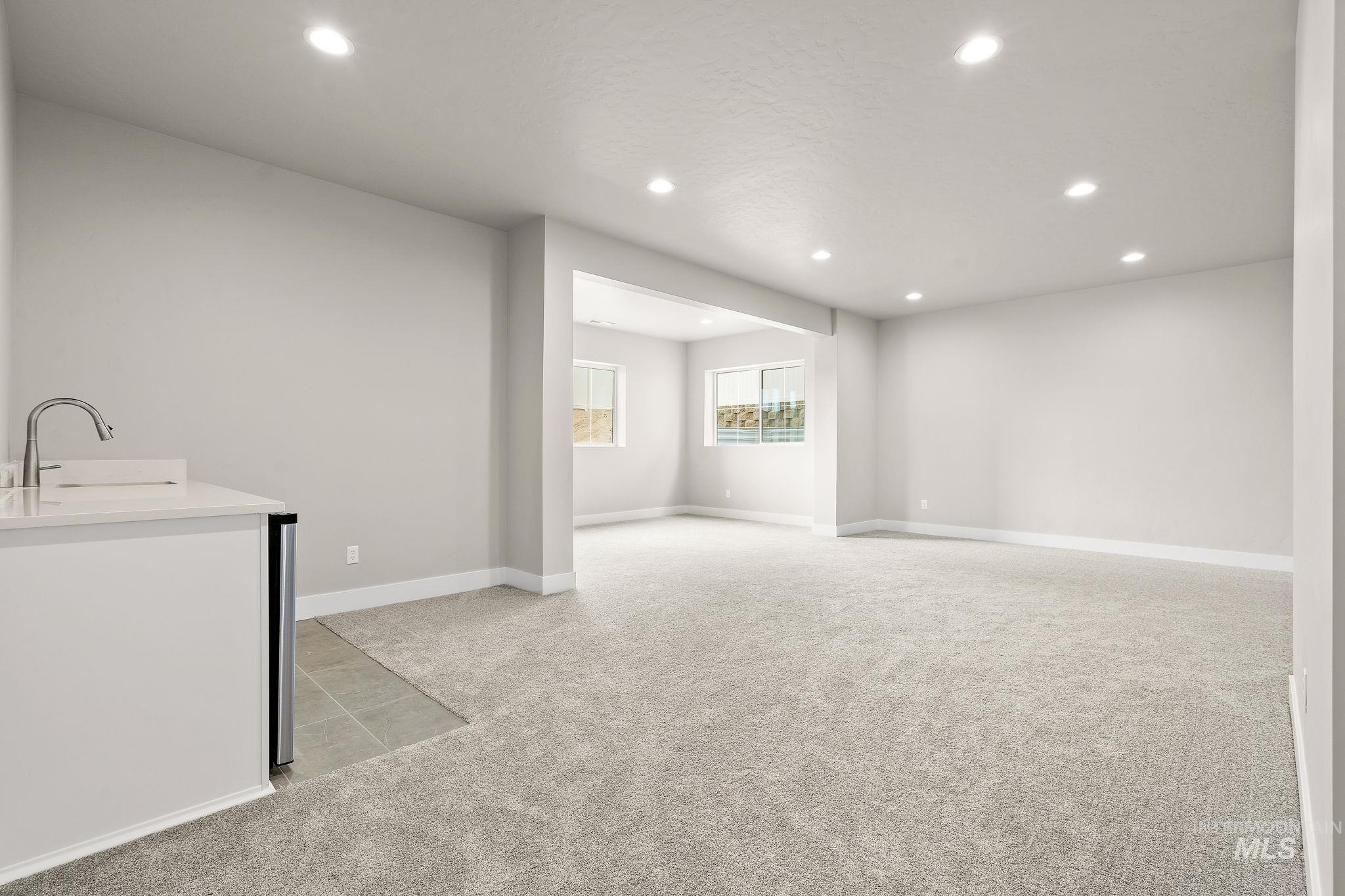 1281 Stirling Meadows St Property Photo 32