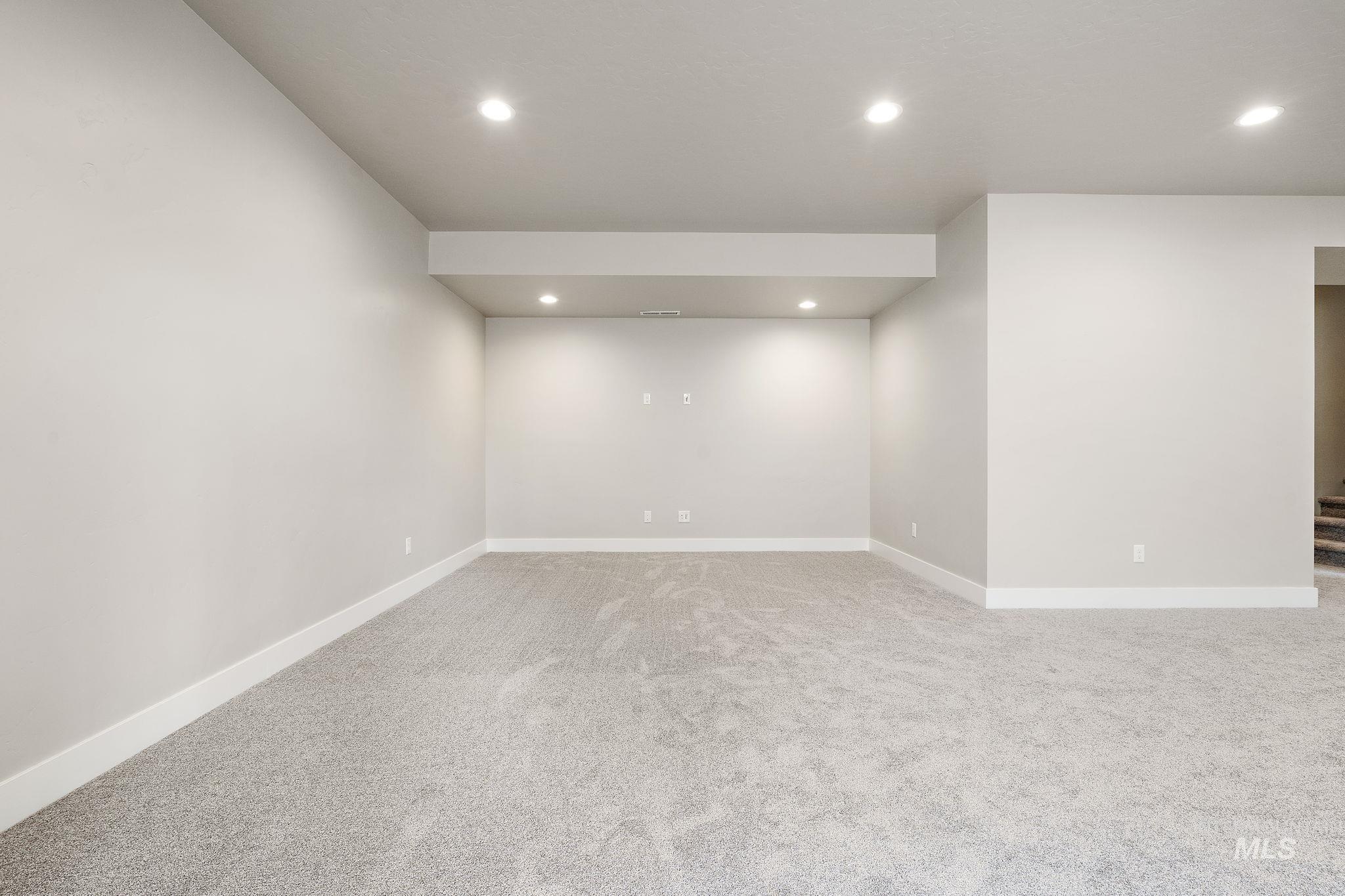1281 Stirling Meadows St Property Photo 34