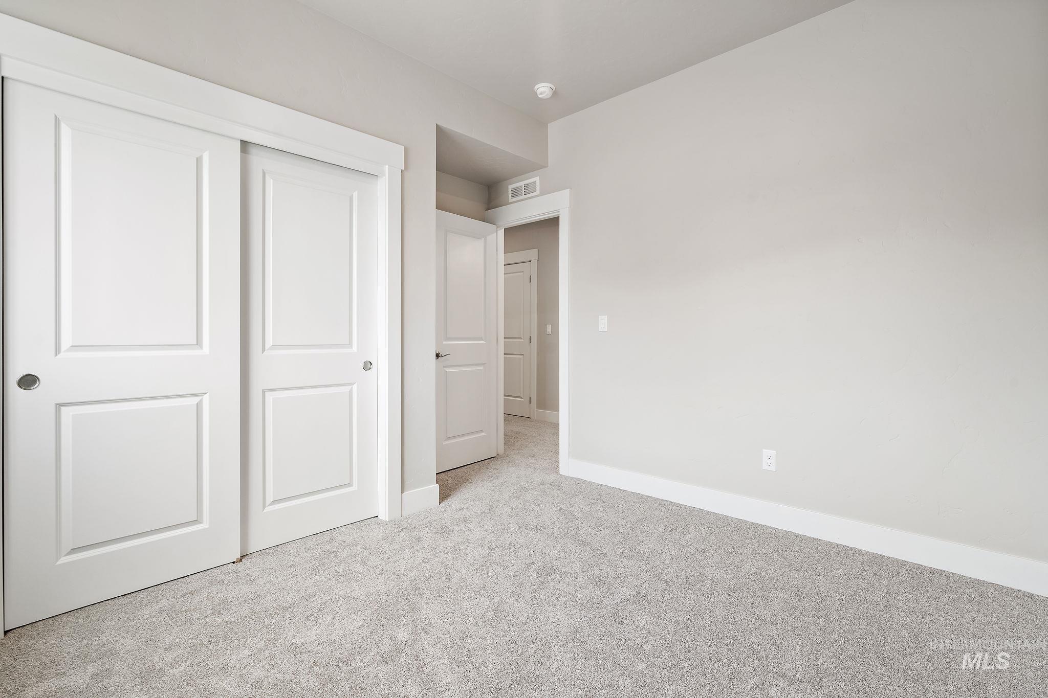 1281 Stirling Meadows St Property Photo 38