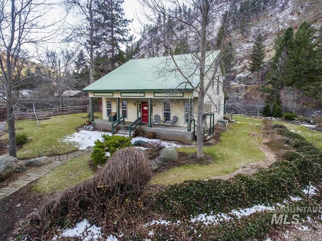 115 Rainbow Rd Property Photo 4