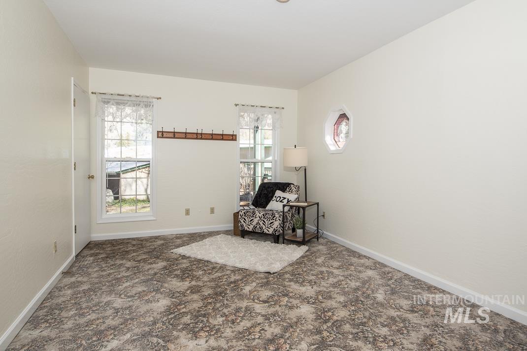 115 Rainbow Rd Property Photo 16