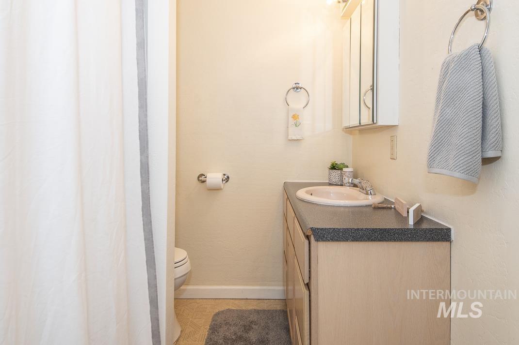 115 Rainbow Rd Property Photo 17