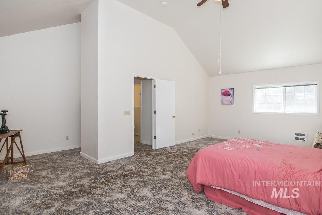 115 Rainbow Rd Property Photo 21