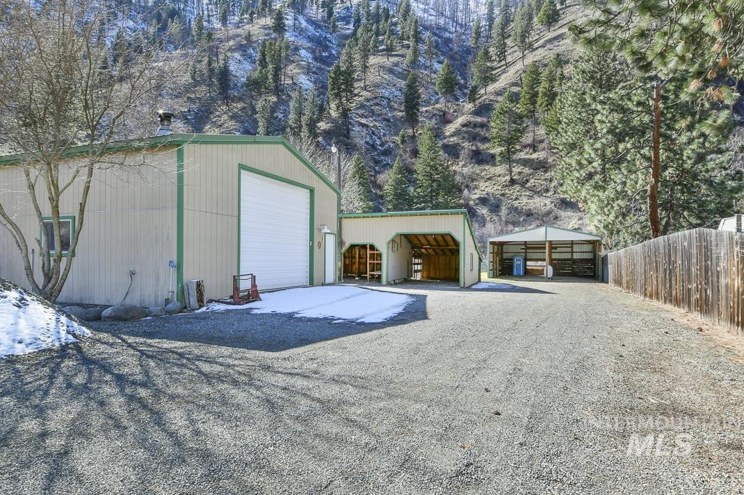 115 Rainbow Rd Property Photo 28