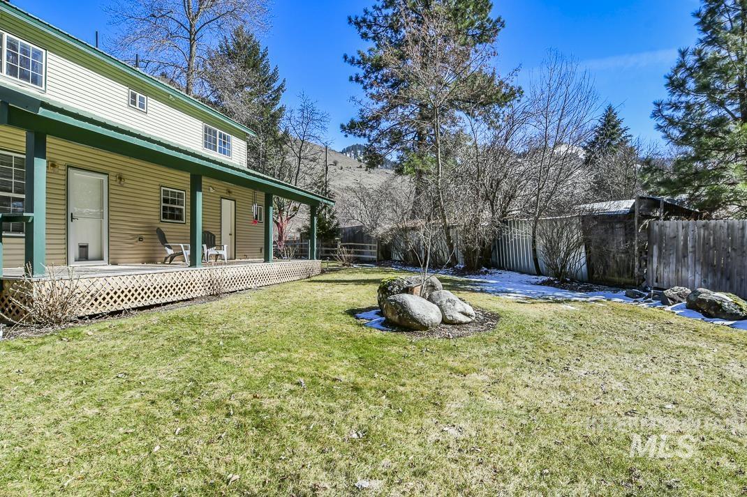 115 Rainbow Rd Property Photo 33