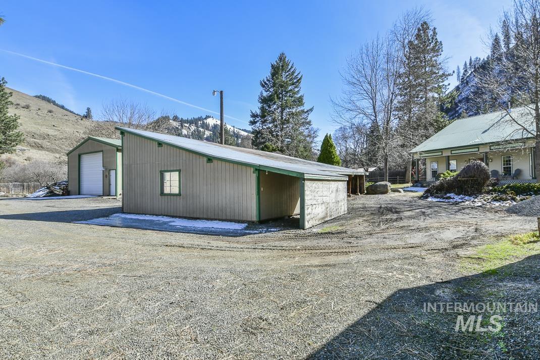 115 Rainbow Rd Property Photo 42
