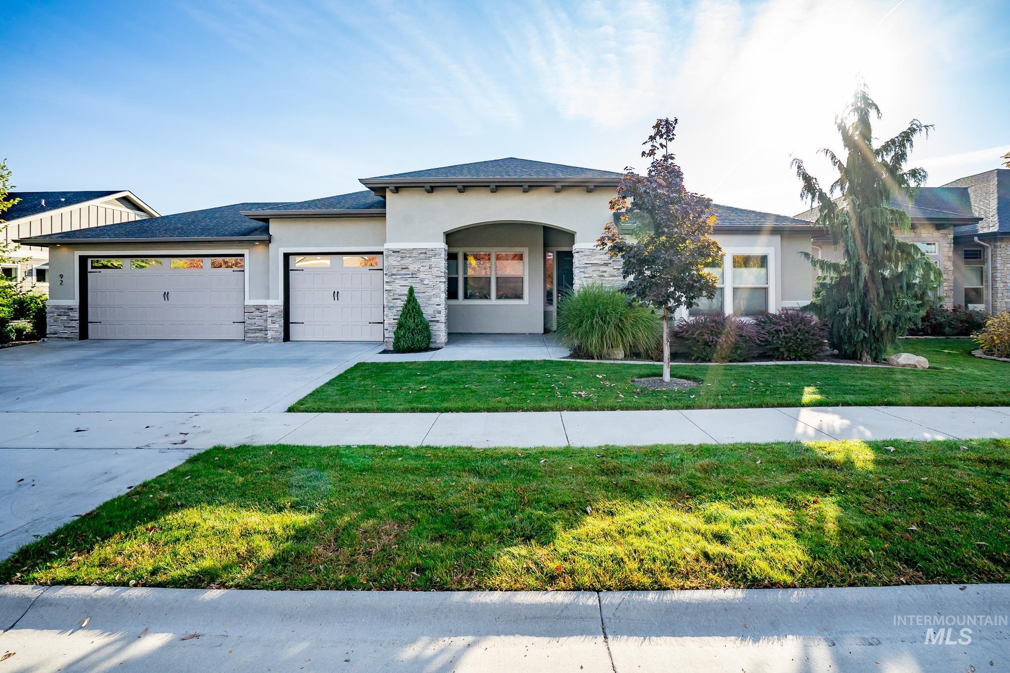 92 S Baxter Way Property Photo