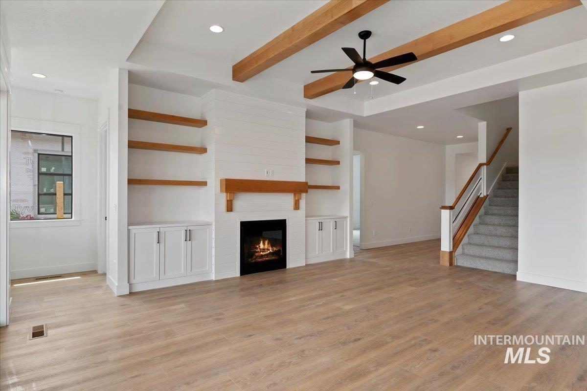 6924 N Elmstone Pl Property Photo 7