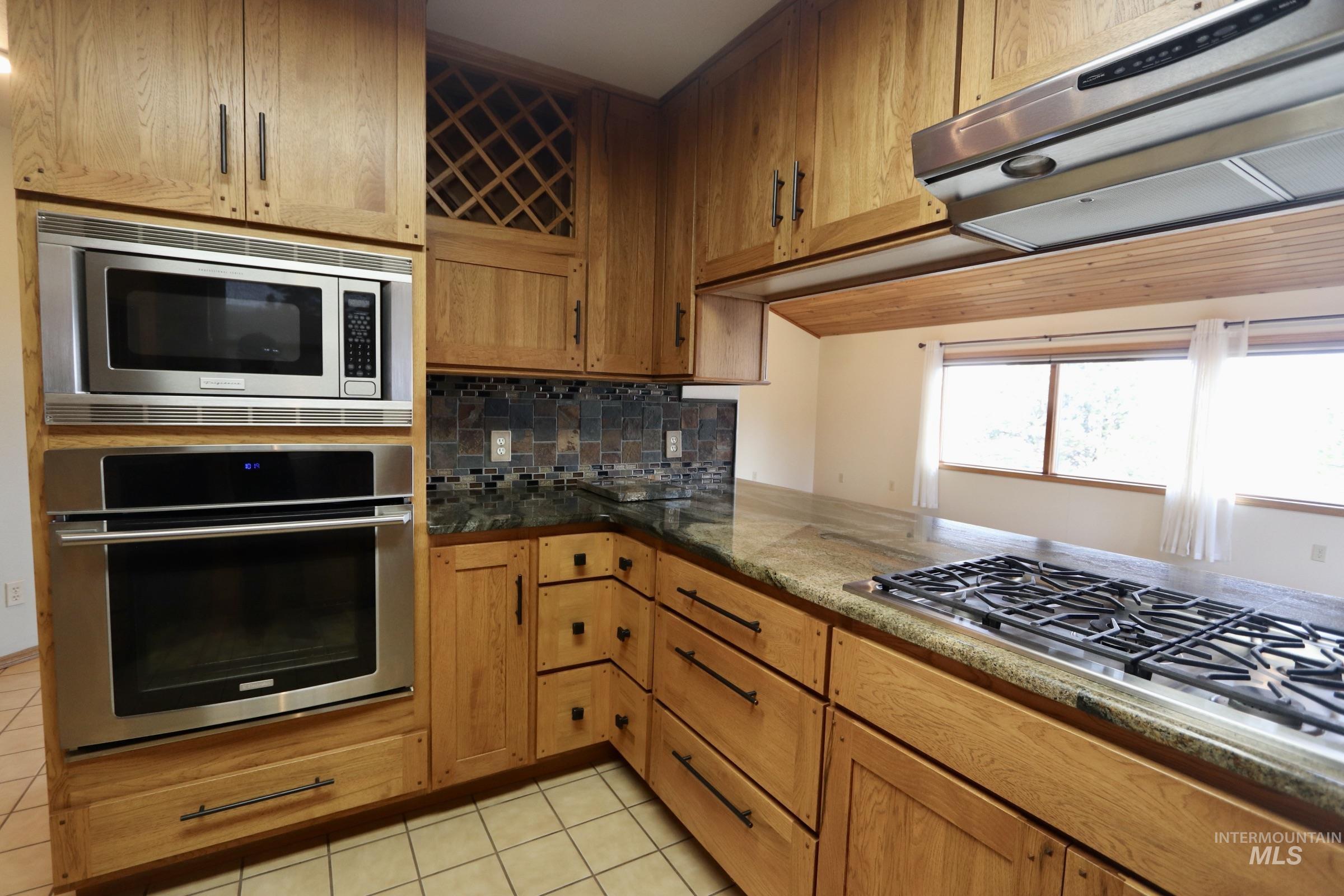 1096 Eid Rd Property Photo 15