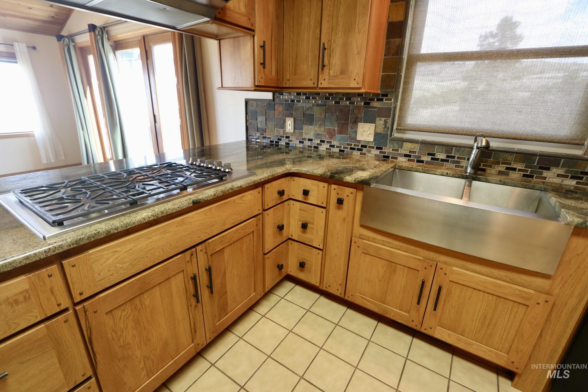 1096 Eid Rd Property Photo 16