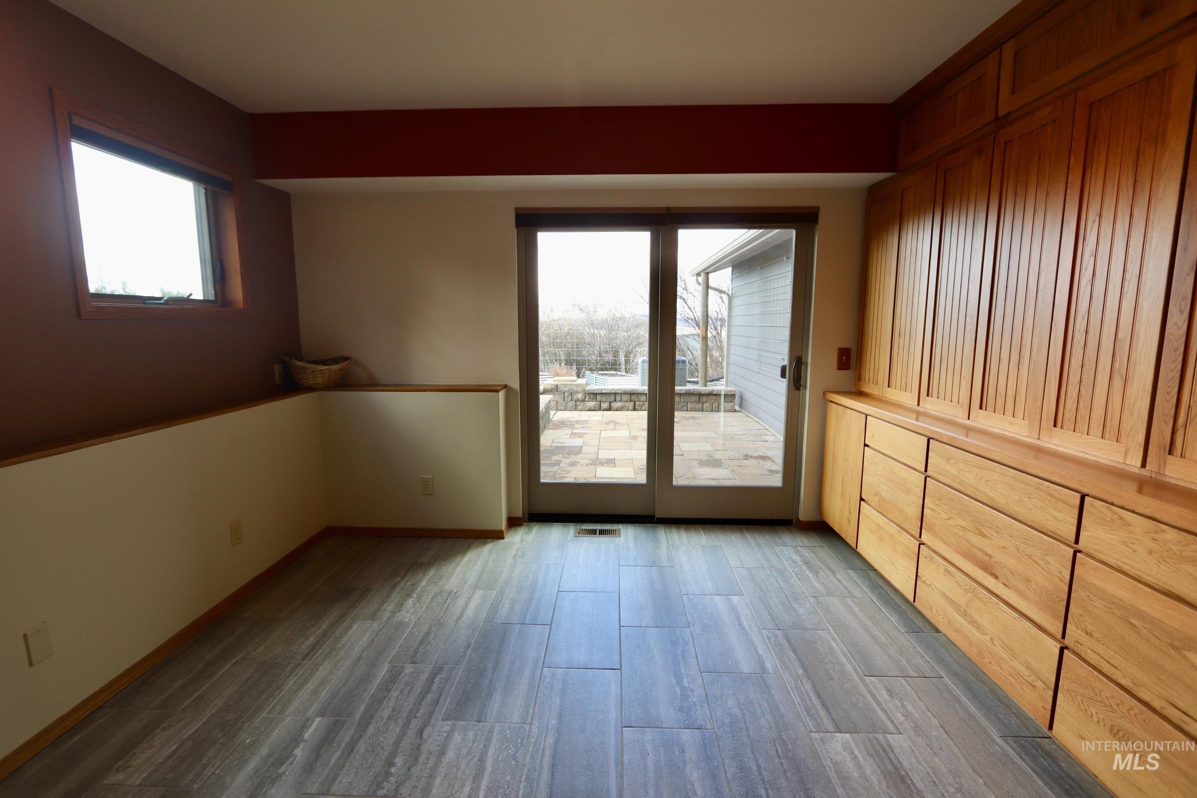 1096 Eid Rd Property Photo 20