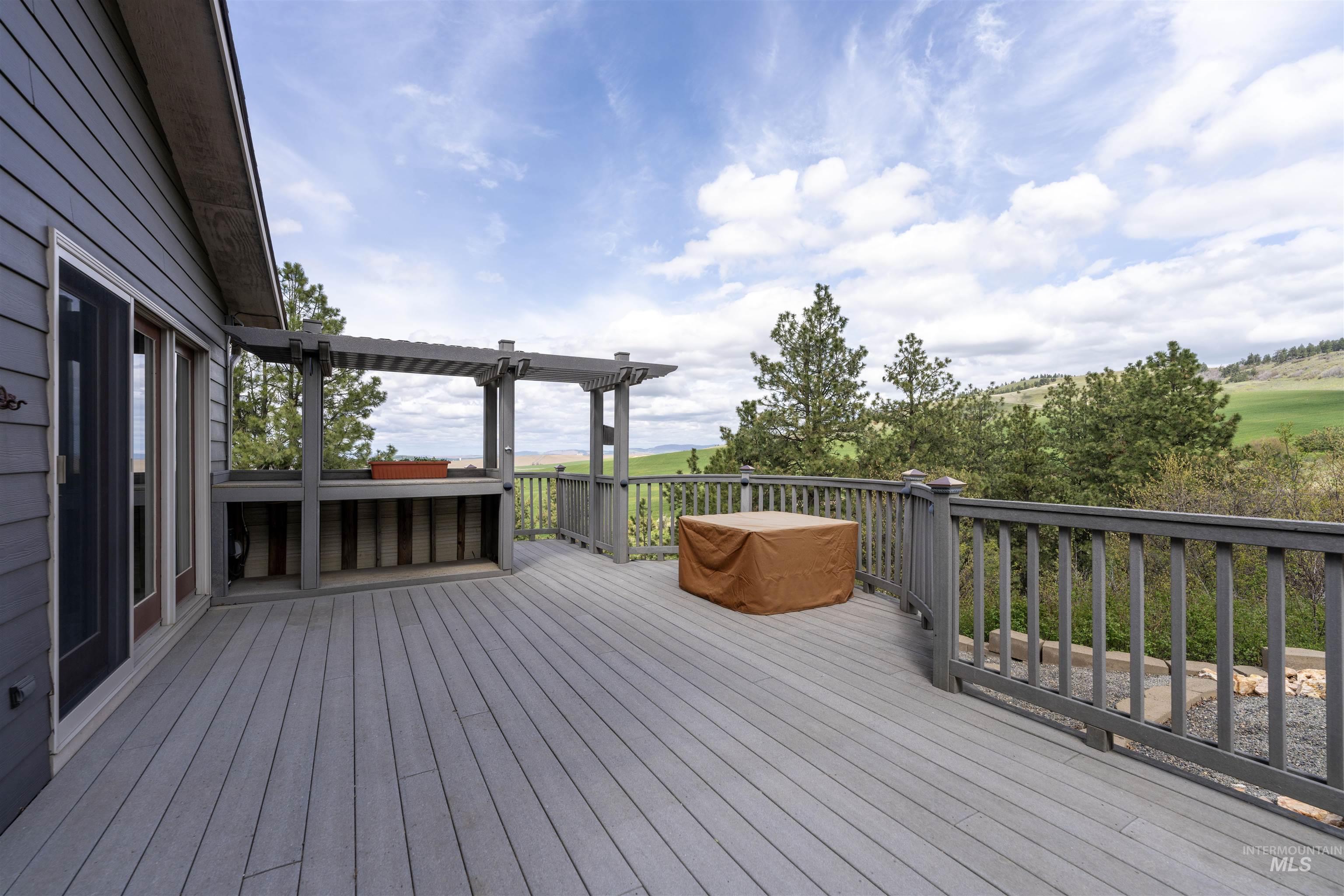 1096 Eid Rd Property Photo 38