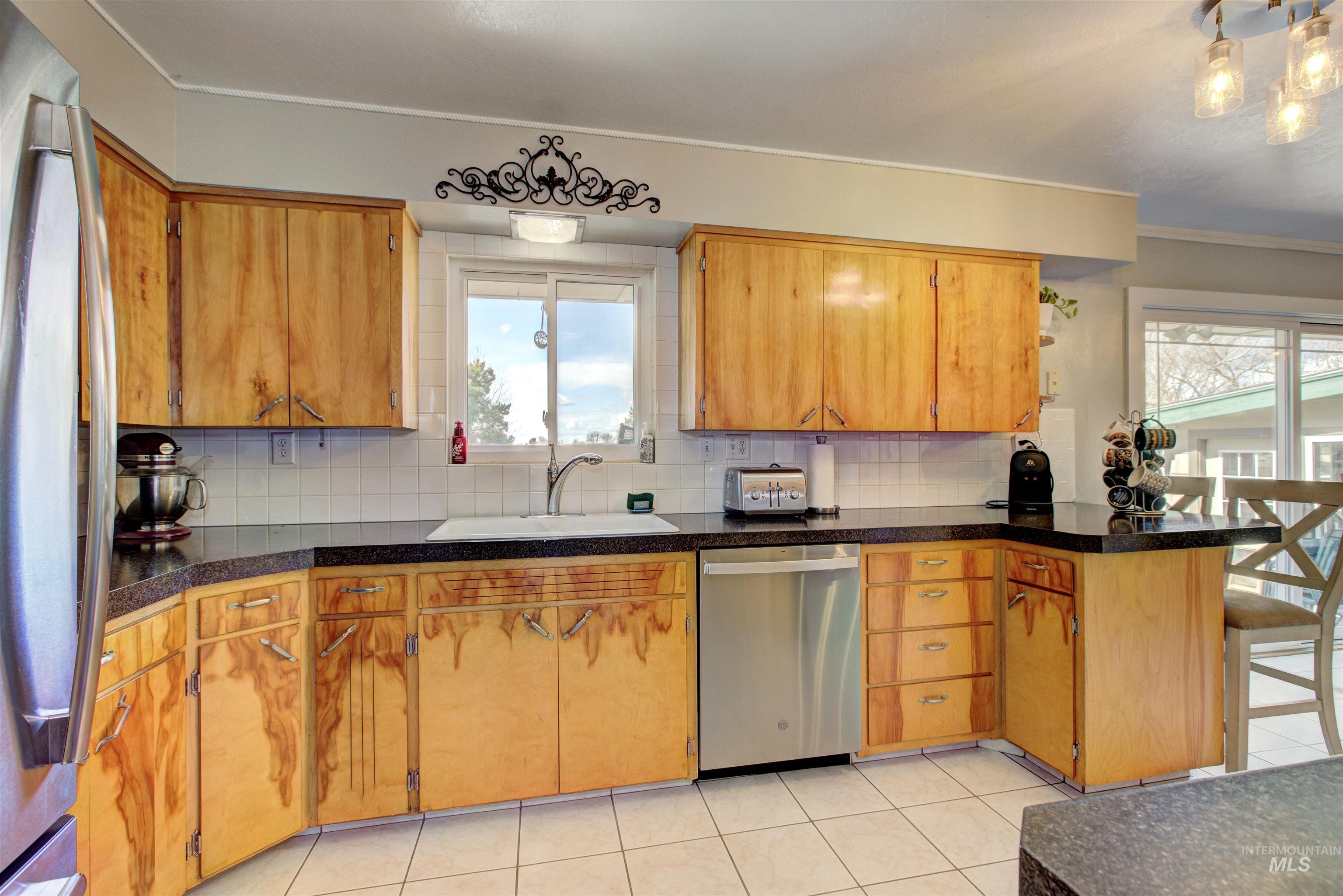 5955 Highway 95 Property Photo 18