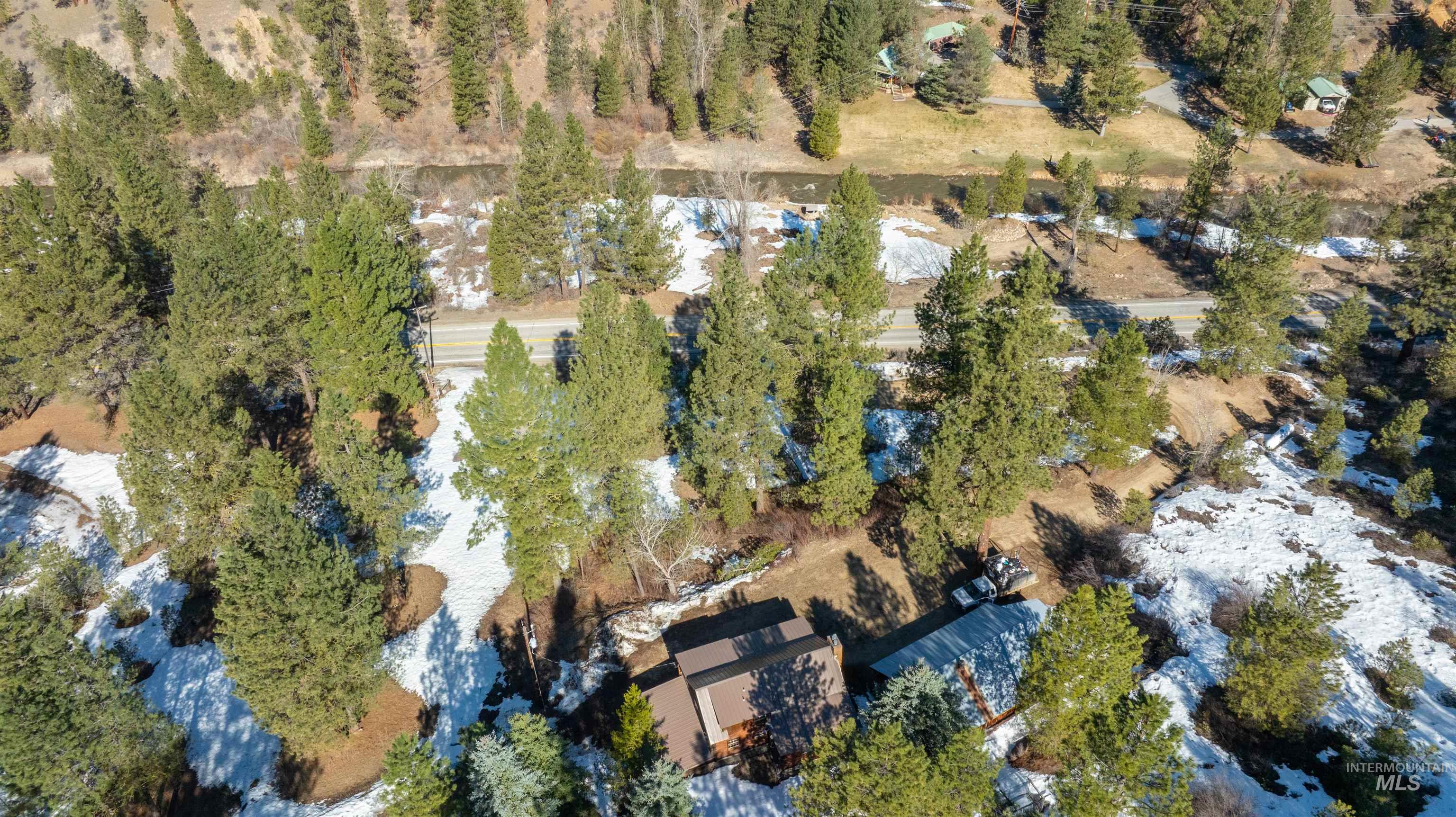 3087 Hwy 21 Property Photo 2