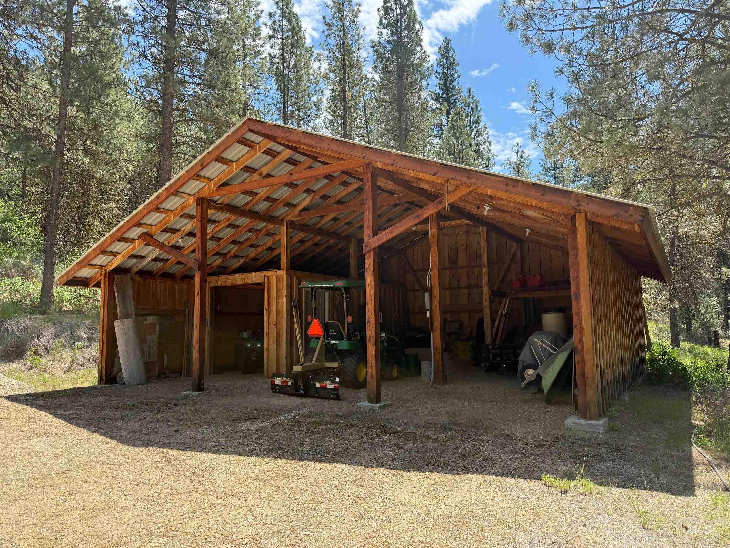 3087 Hwy 21 Property Photo 4