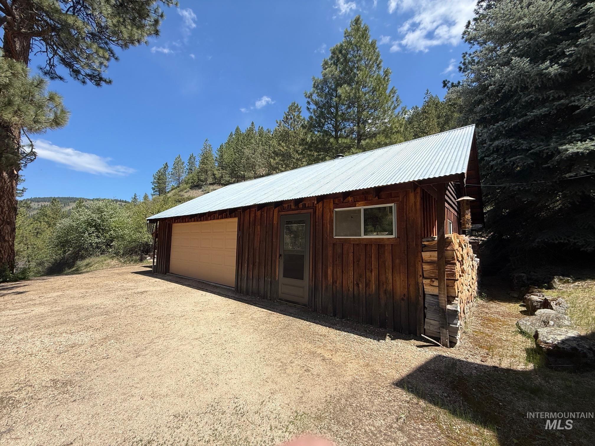 3087 Hwy 21 Property Photo 7