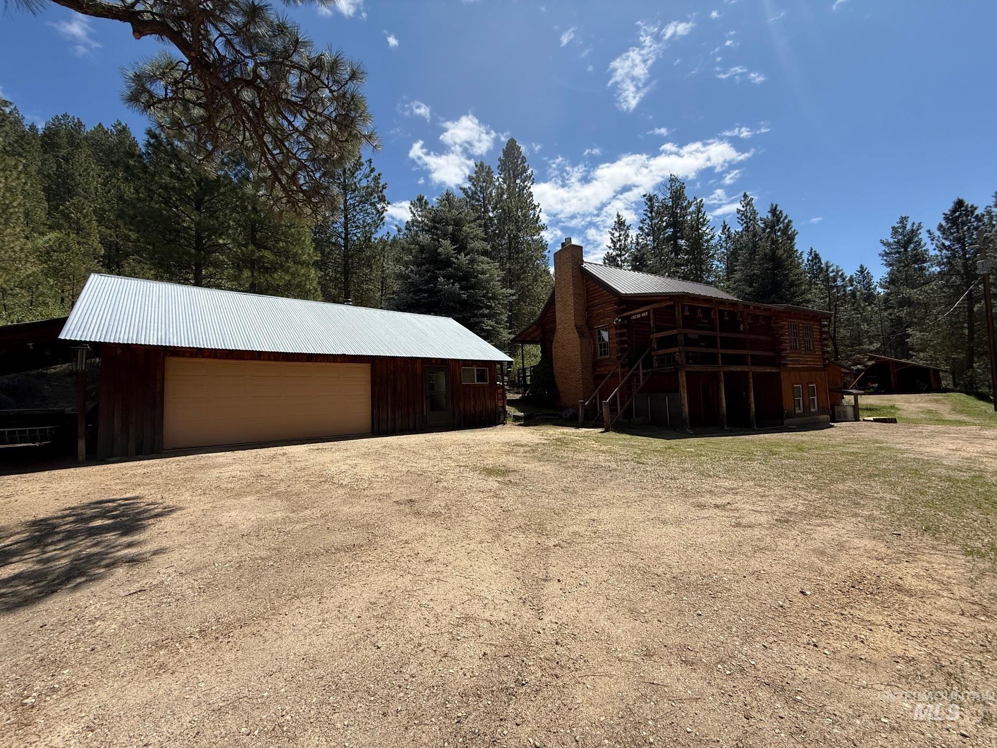 3087 Hwy 21 Property Photo 9