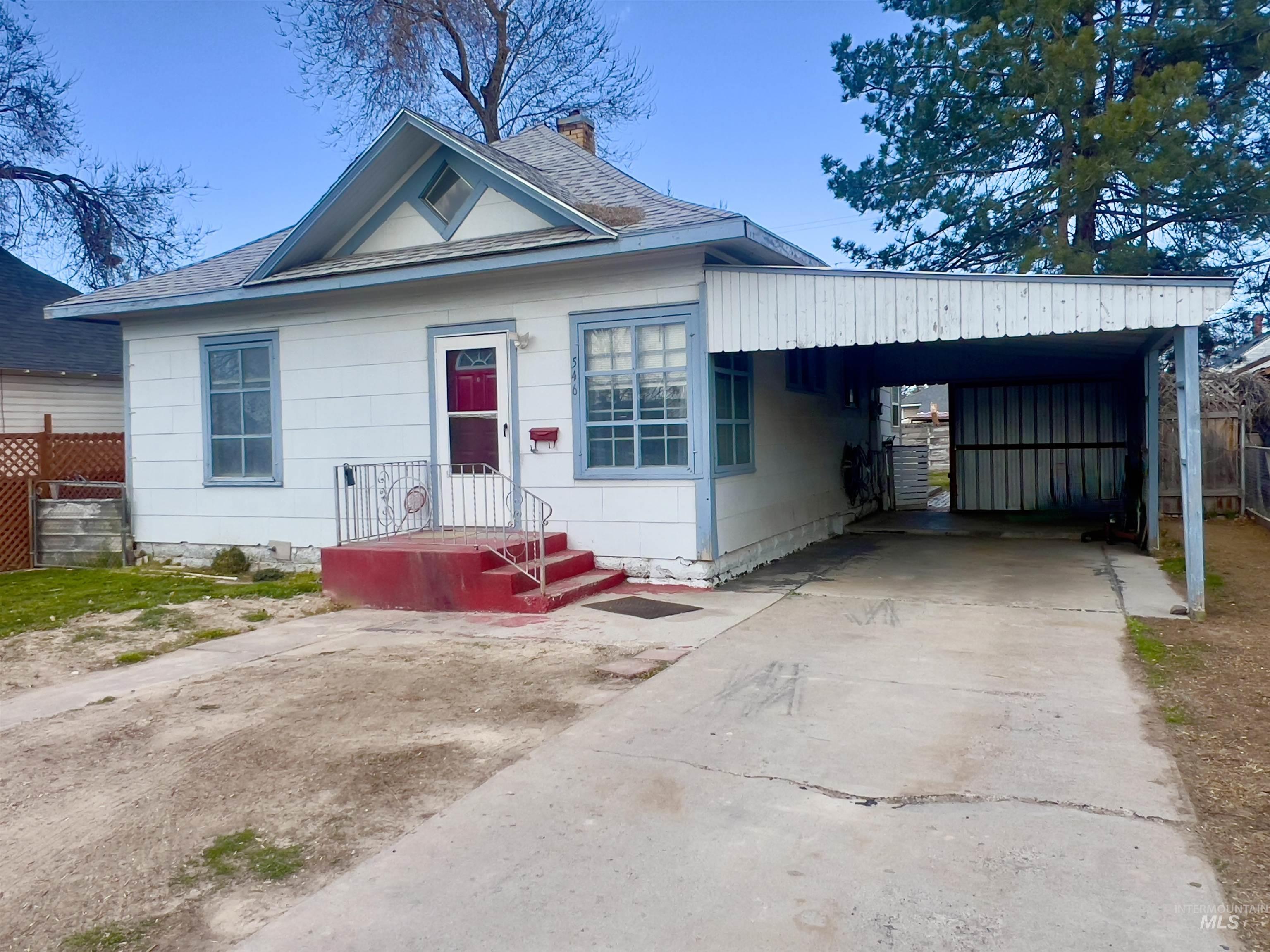 546 W 3rd Ave Property Photo