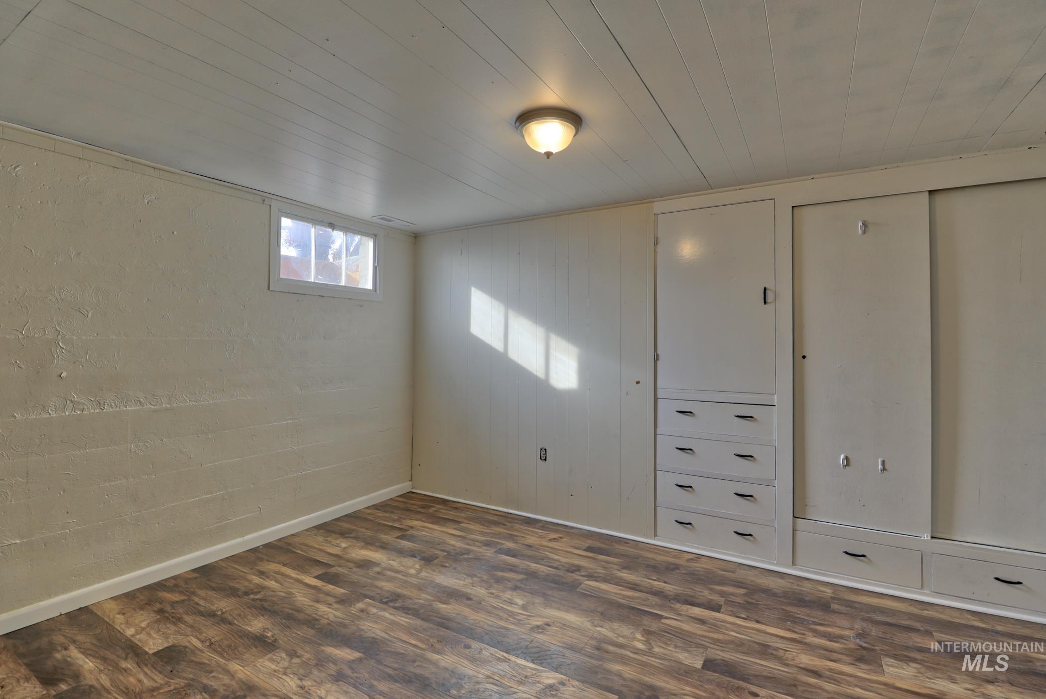 11652 Lake Lowell Ave. Property Photo 5