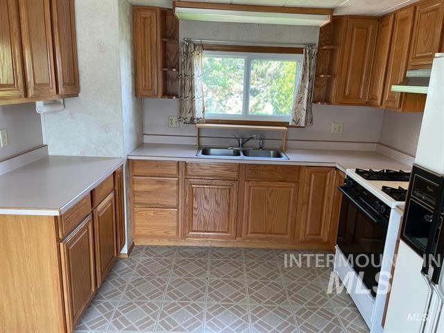 7500 N Gardner Lane Property Photo 7