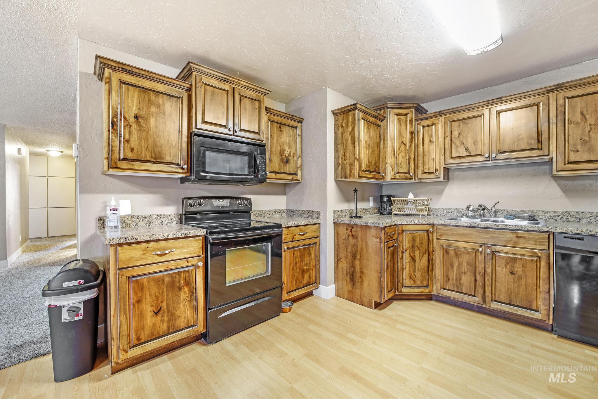 3050 S 1950 E Property Photo 39