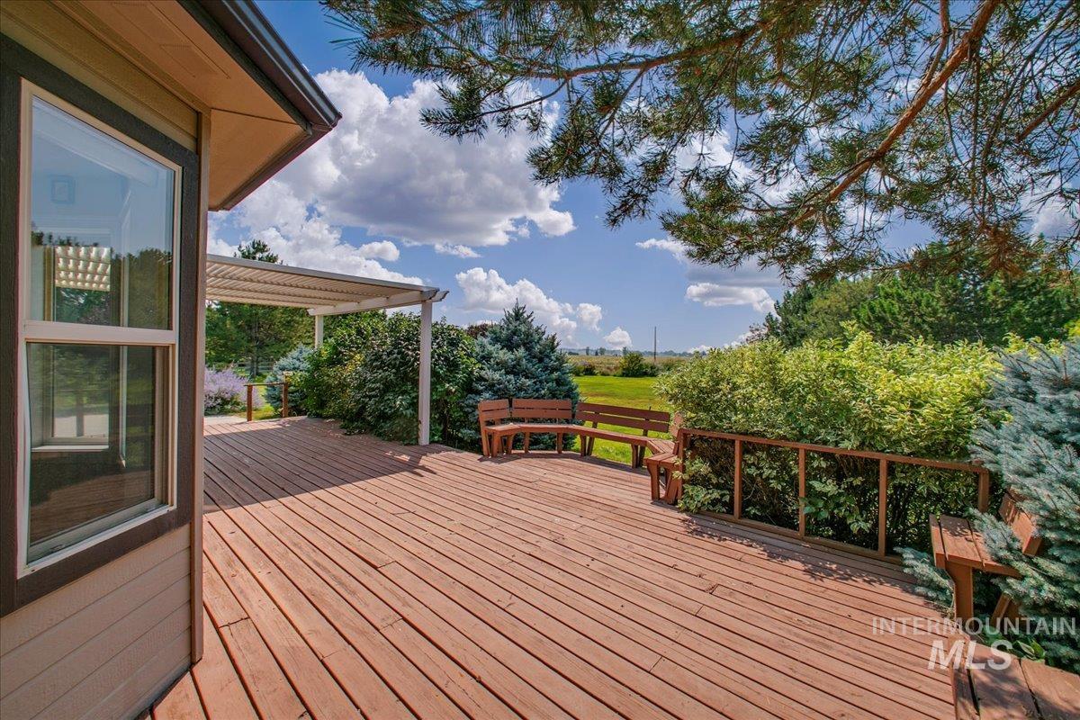 707 E Fujii Drive Property Photo 43