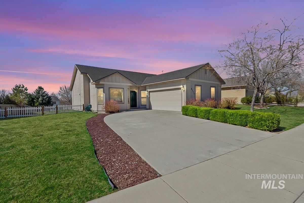 8377 W Harmonica Way Property Photo 1