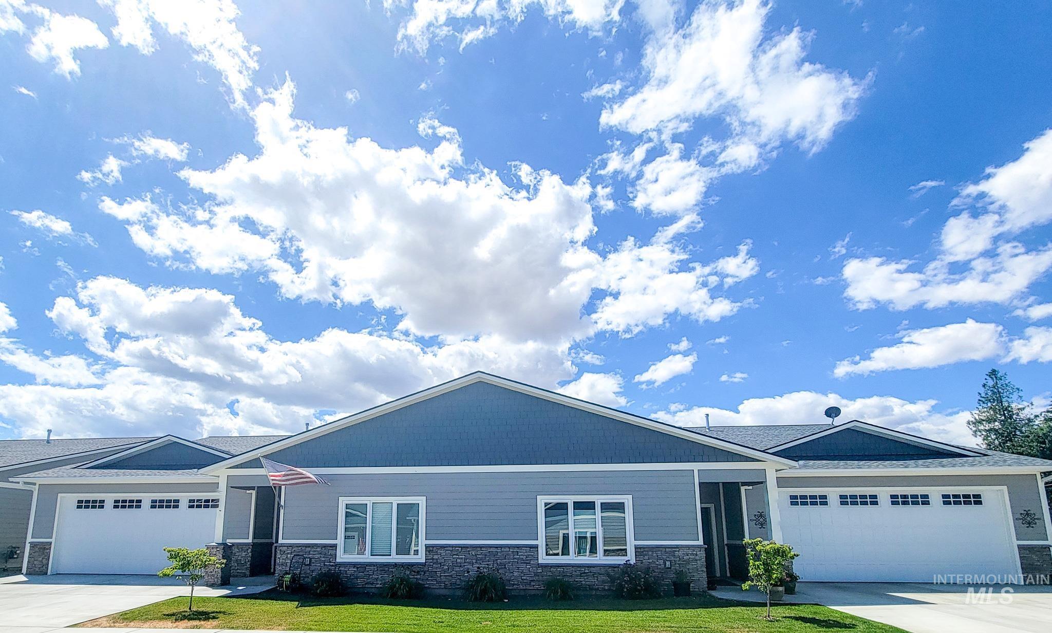 2103 Alder Property Photo 1