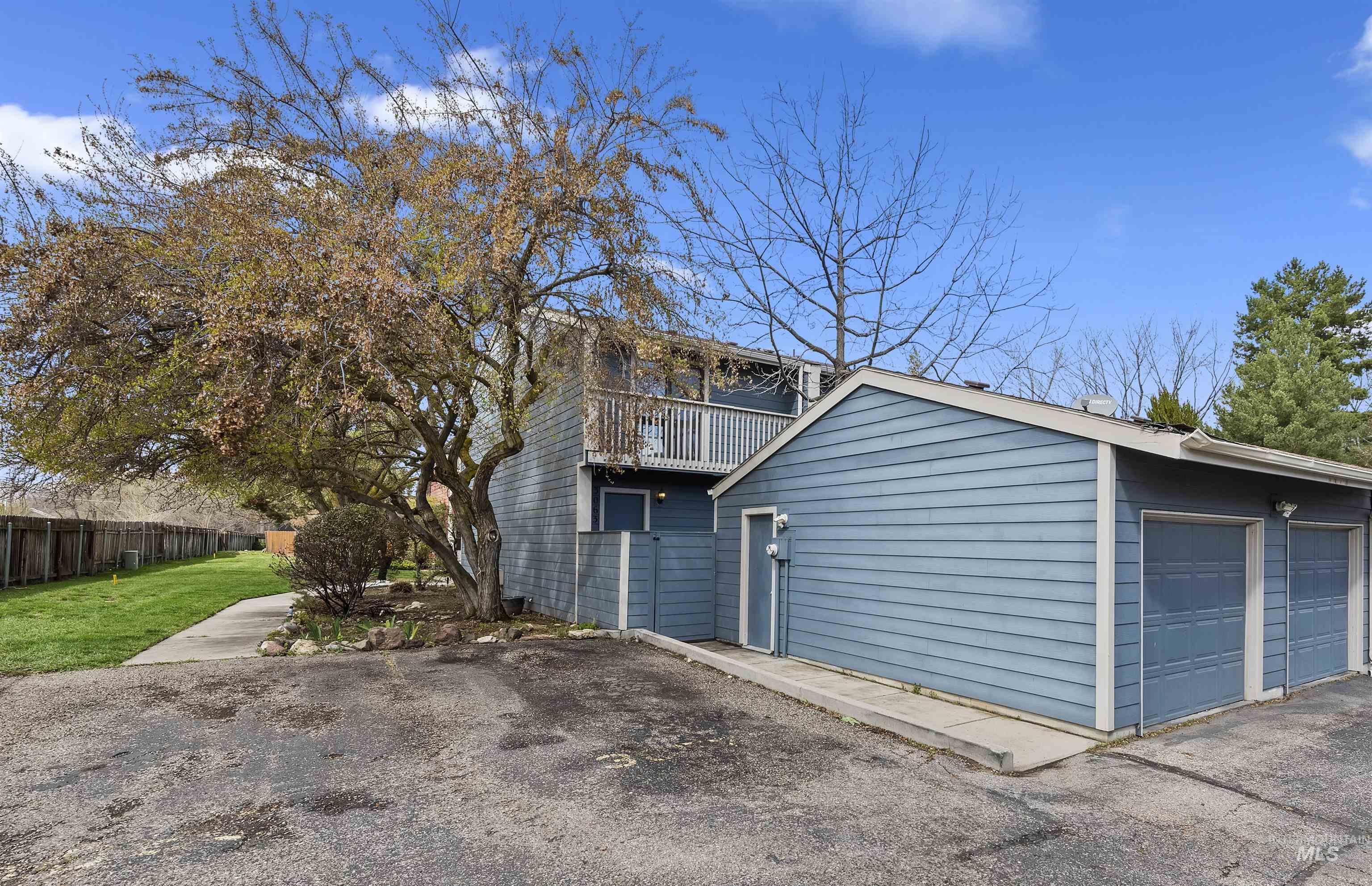 3063 S Cantrell Ln Property Photo 17