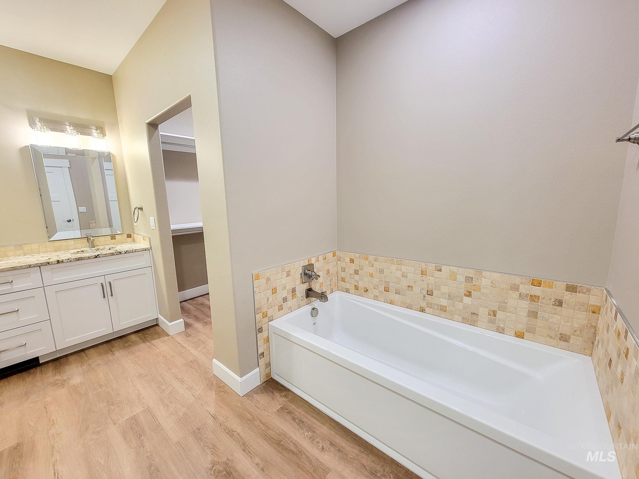 2103 Alder Property Photo 15