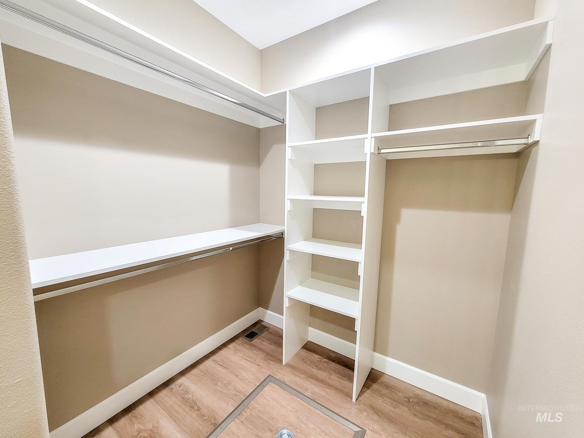 2103 Alder Property Photo 17