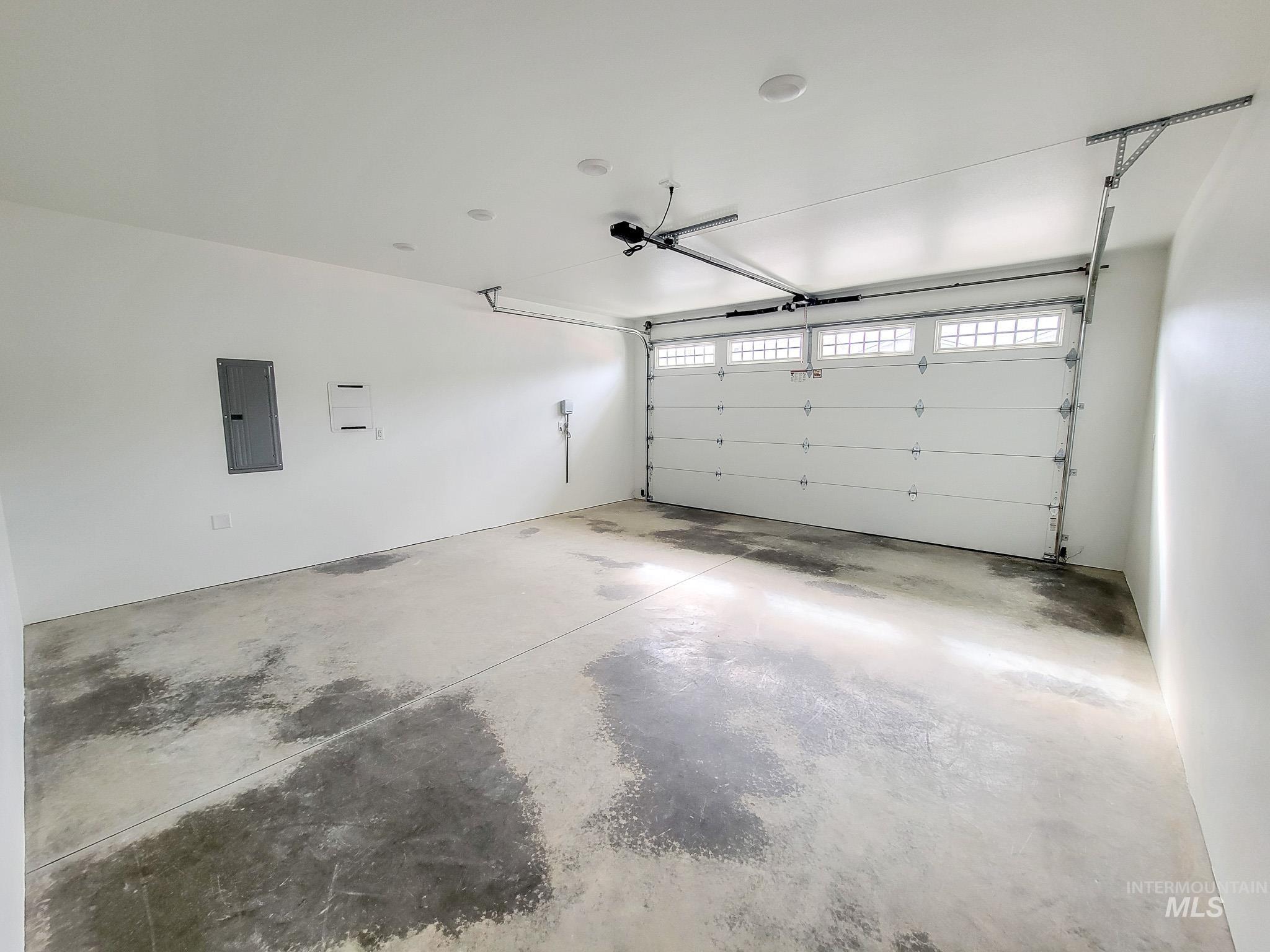 2103 Alder Property Photo 26