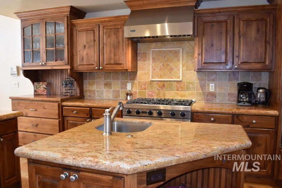 221 Picabo Street Property Photo 4