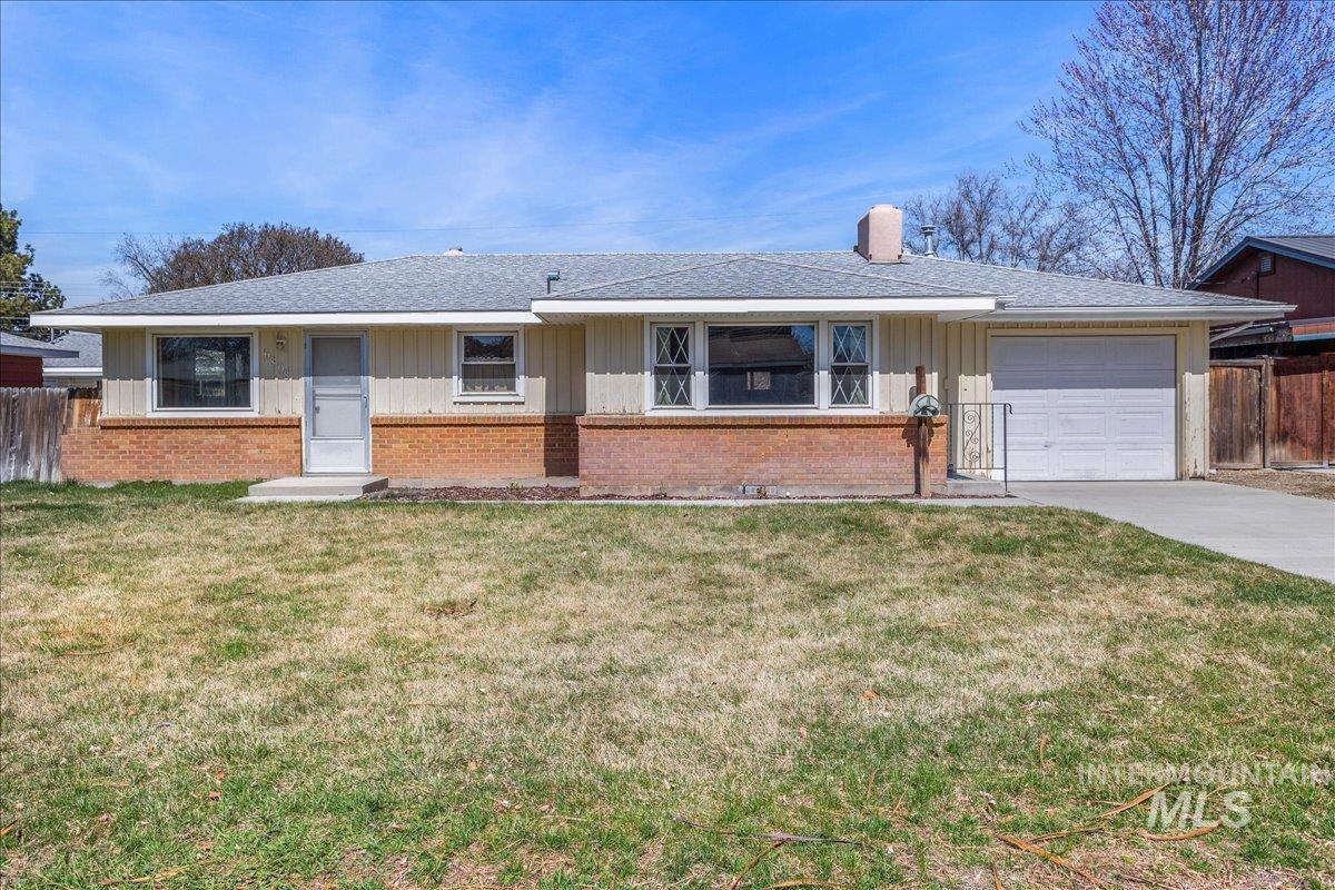 6808 W Folk Dr Property Photo 4