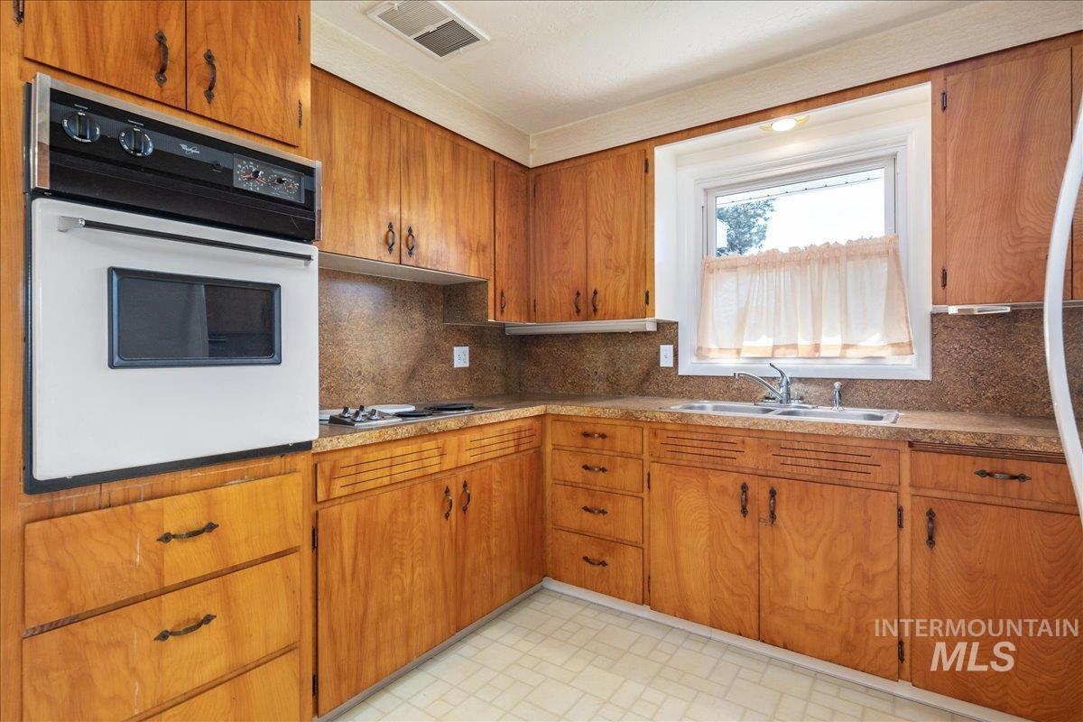 6808 W Folk Dr Property Photo 14