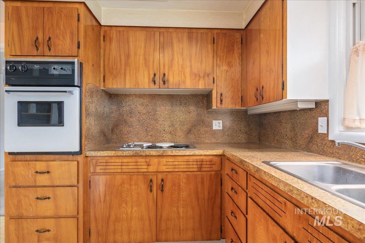 6808 W Folk Dr Property Photo 15