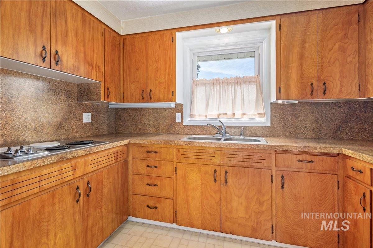 6808 W Folk Dr Property Photo 16